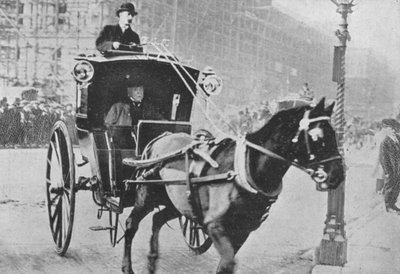 De Premier Neemt een Taxi, uit een artikel getiteld Het Heropenen van het Parlement gepubliceerd in The Graphic, 27 oktober 1906 door English Photographer